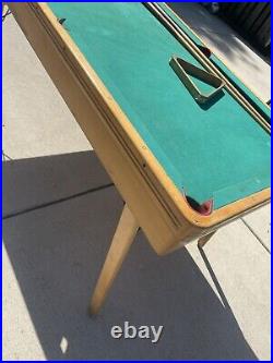 ANTIQUE/VINTAGE BURROWES JUNIOR FOLDING JUNIOR POOL TABLE With Counter No Balls