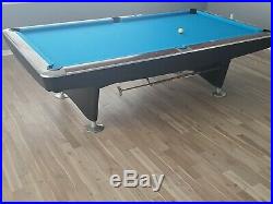 Brunswick 9' Gold Crown II pool table