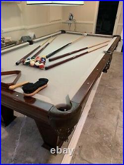 Brunswick pool table used 8 Foot