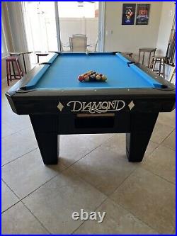 Diamond Pool Table, Excellent Condition Pro Am. With Many Extras