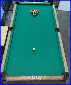 Pool Table Olhausen 54x97 Full Set including Sticks and Overhead Light