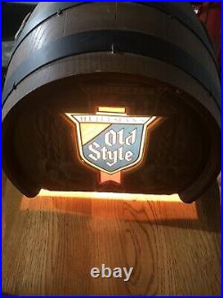 VINTAGE Old Style Beer Barrel Poker/Pool Table Light LOCAL PICKUP ONLY
