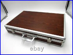 Vintage Brookstone Mini Pool Table In Carry case Clean! Made in 2000 Mint Cond